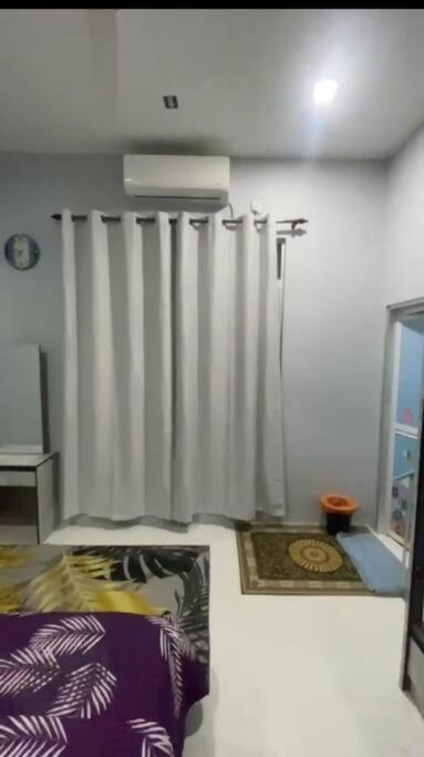 Homestay Kak Tiy Куала-Тренгану Экстерьер фото